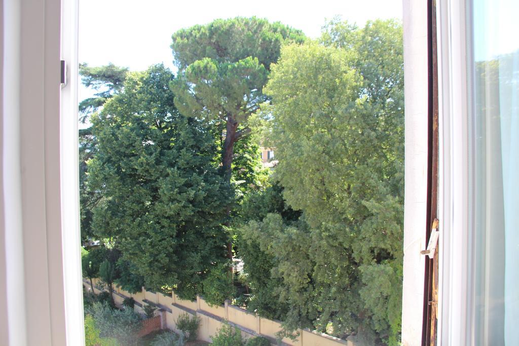 Room In Roma Isole Room photo